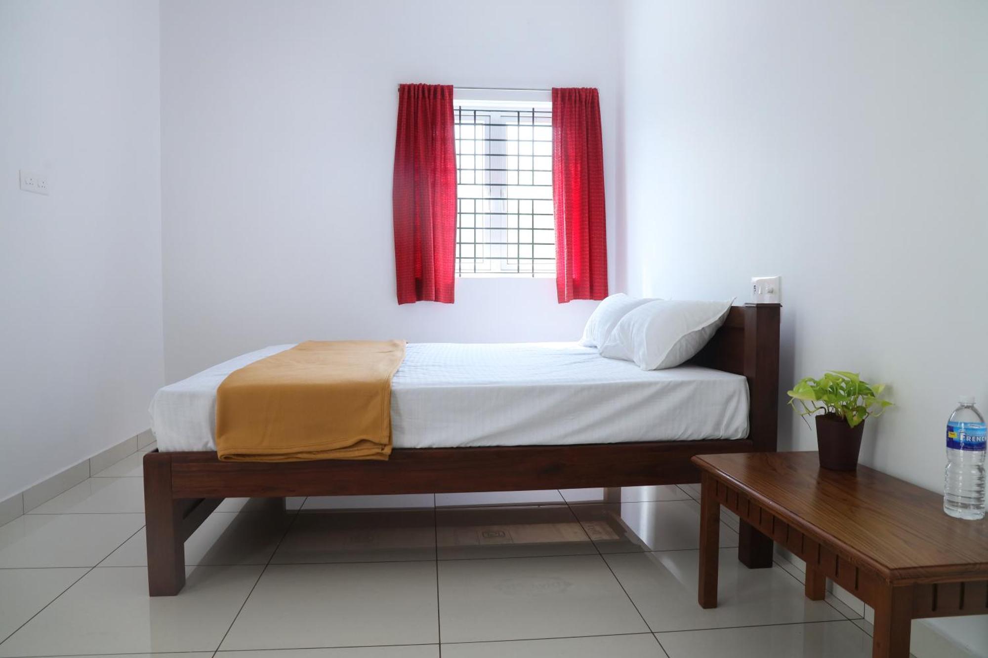 Aurobliss Homestay Villupuram Bagian luar foto