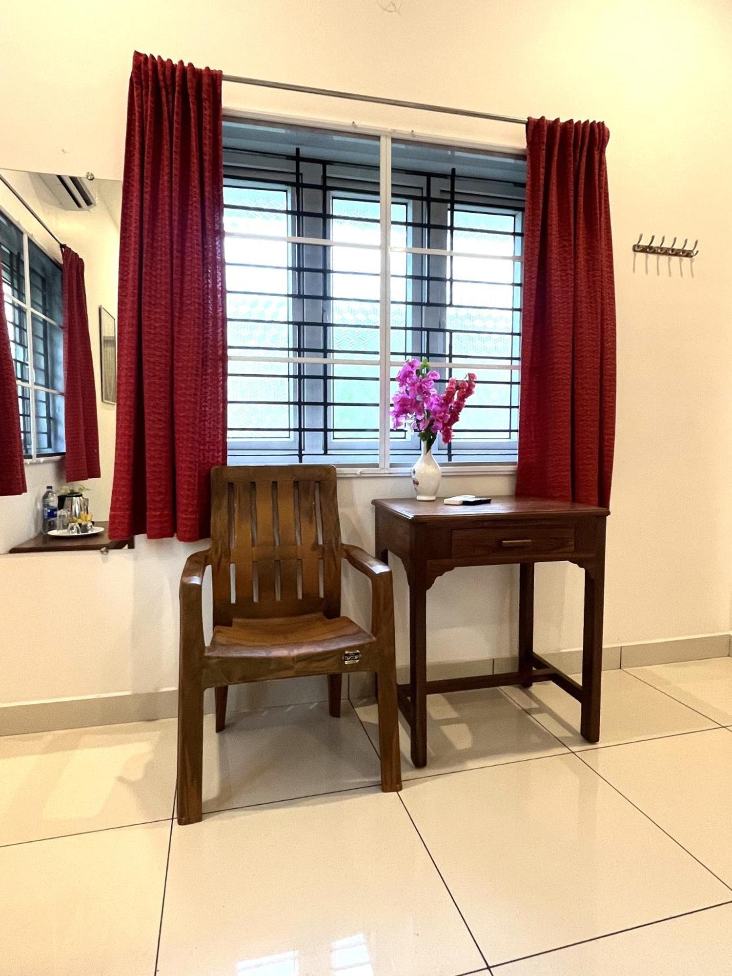 Aurobliss Homestay Villupuram Bagian luar foto